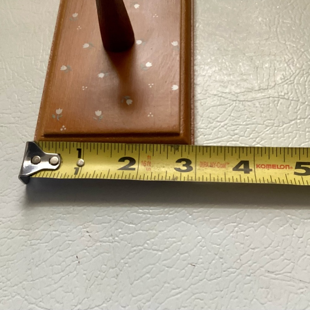 Vintage Wall Hook Rack 3 Peg with Tiny Flowers - Picture 7 of 12
